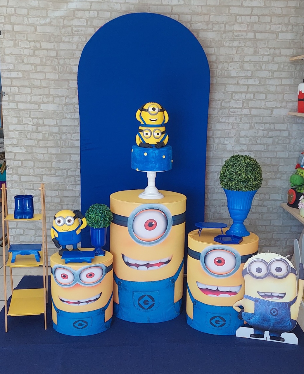 Minions M - maedecorapegueemonte