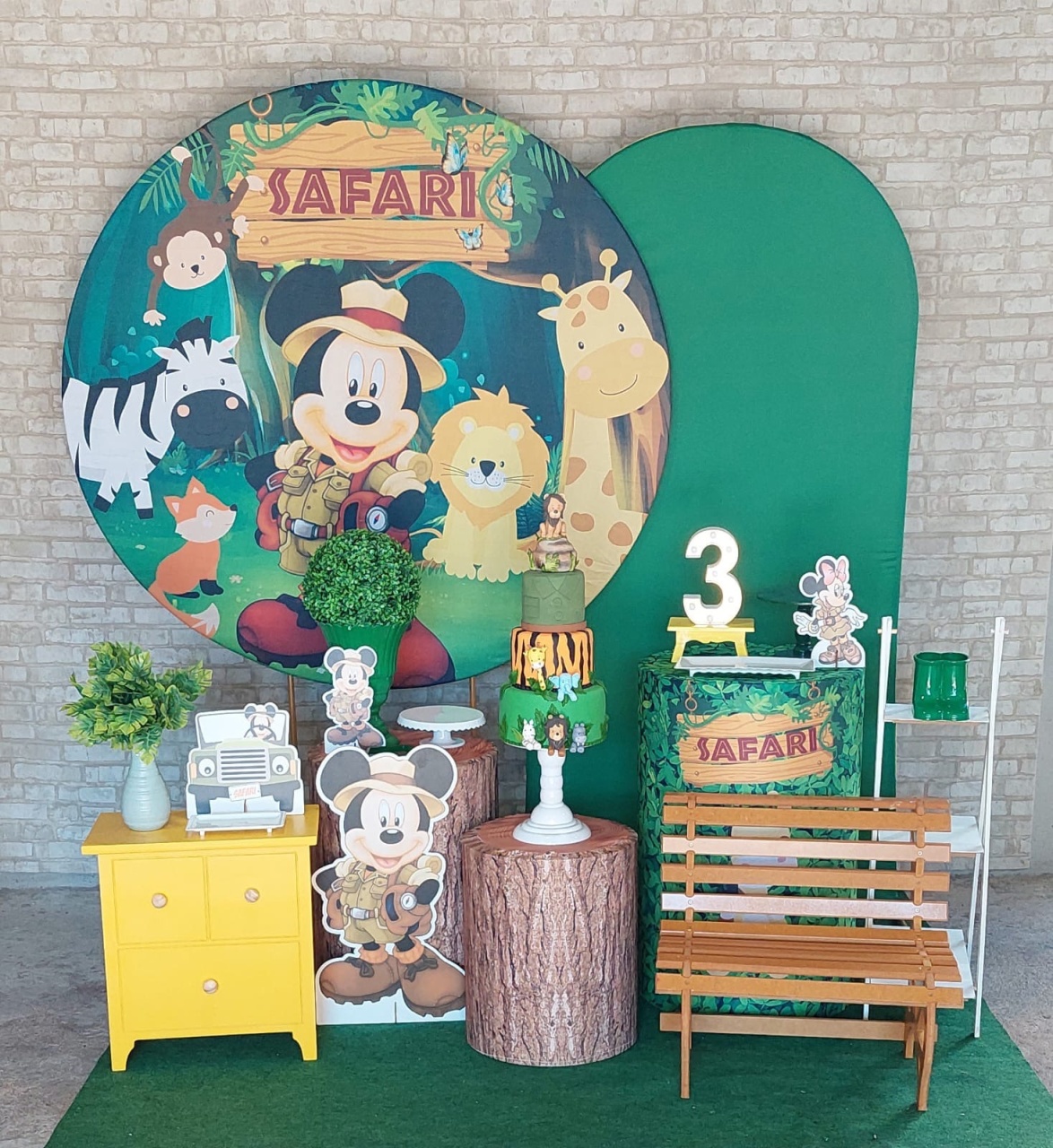 Mickey Safari Ll - maedecorapegueemonte