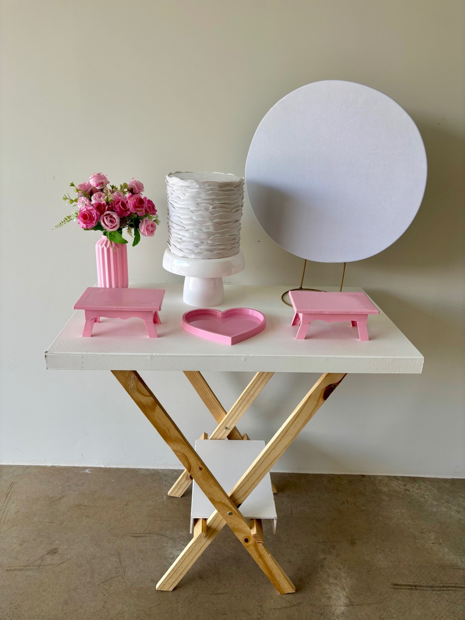 Mini Kit Branco Com Rosa - maedecorapegueemonte