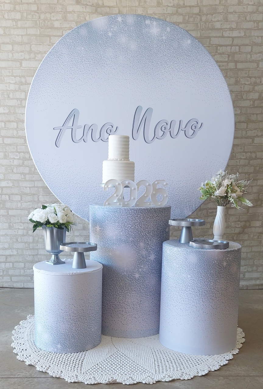 Ano Novo Prata Com Branco - maedecorapegueemonte