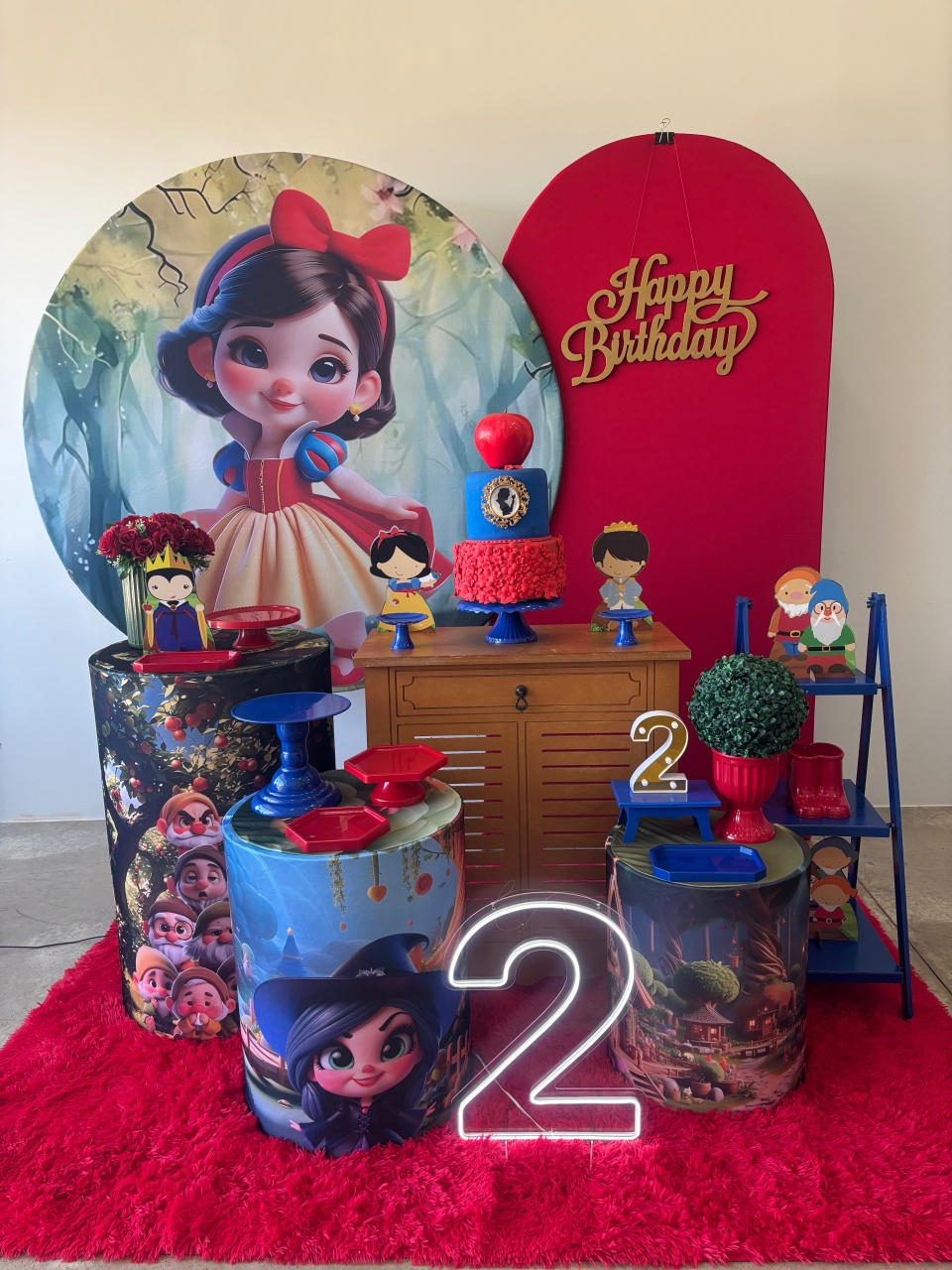 Branca de Neve Cute G 🍎 - maedecorapegueemonte