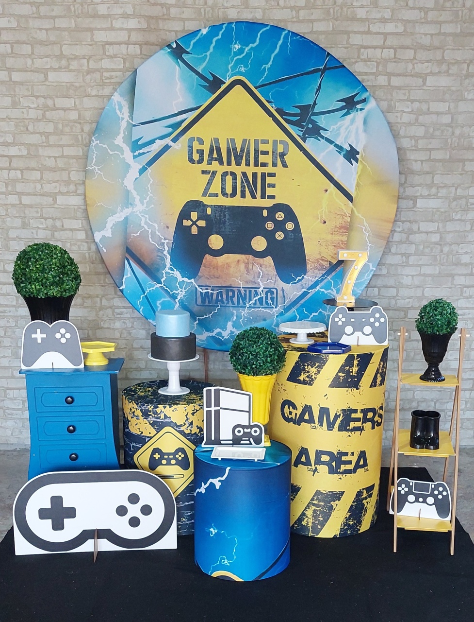 Gamer  M - maedecorapegueemonte