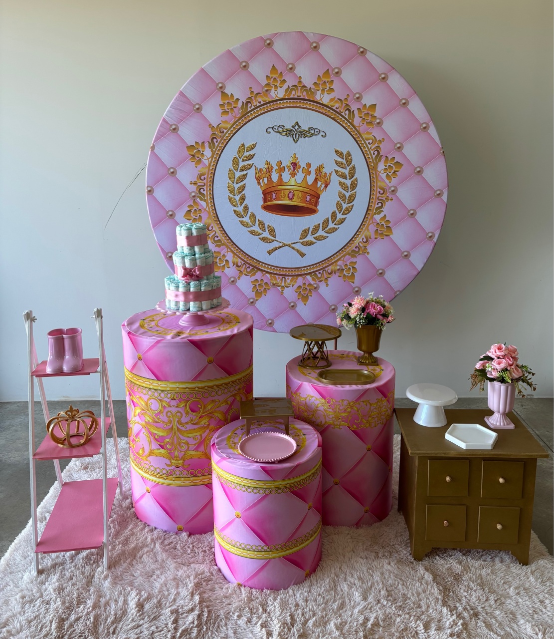 Realeza Menina M / Chá de Bebê 👶  - maedecorapegueemonte