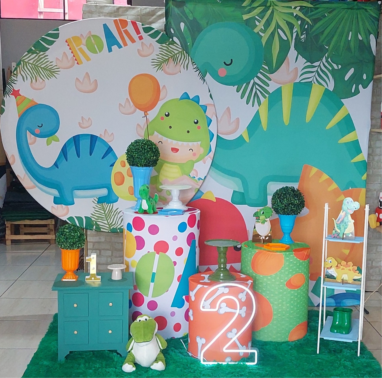 Dino Roar G - maedecorapegueemonte