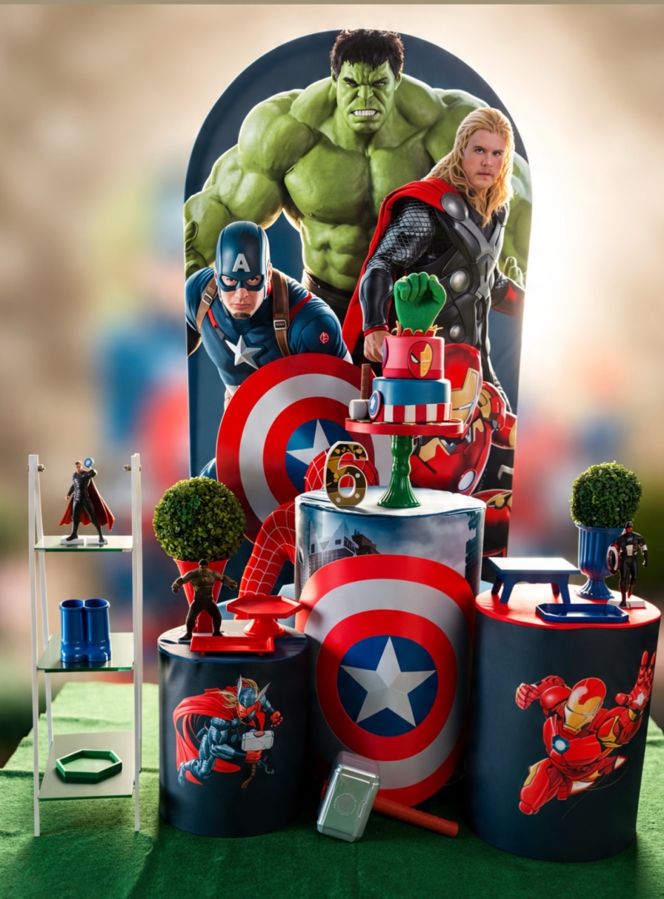Vingadores Oval - maedecorapegueemonte