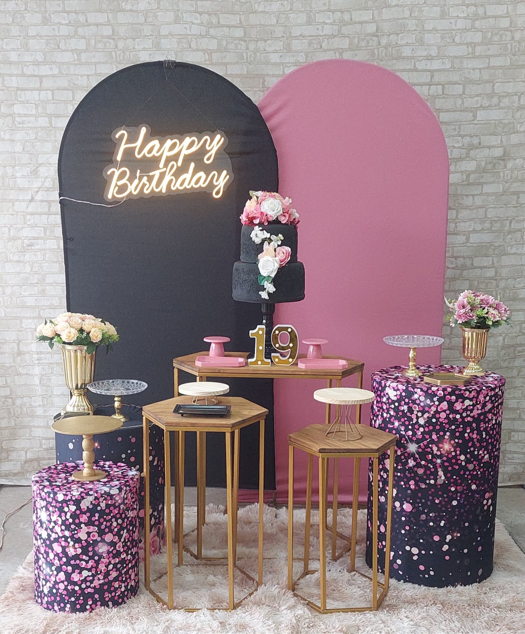 Rosê Com Preto Luxo - maedecorapegueemonte