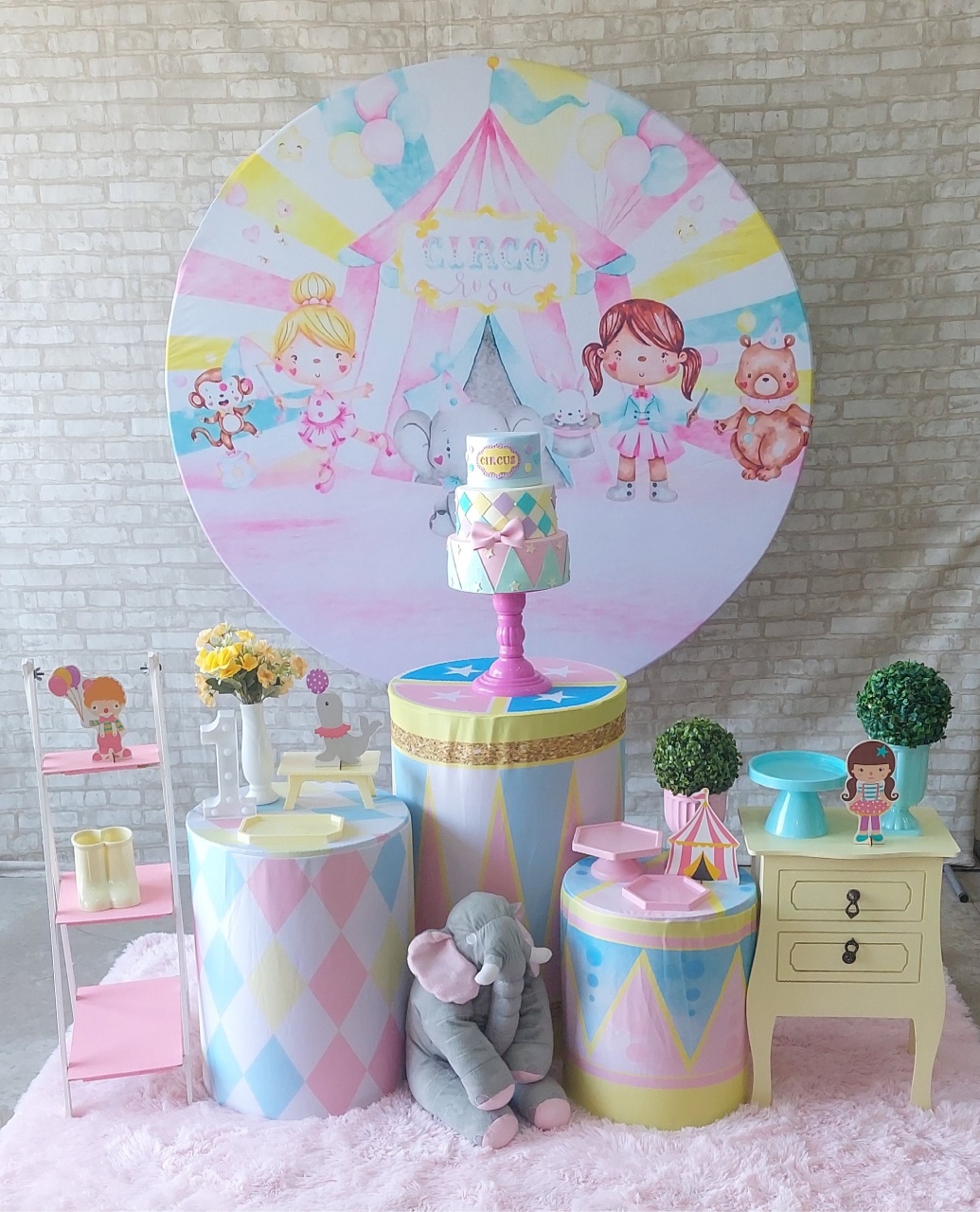 Circo Rosa  - maedecorapegueemonte