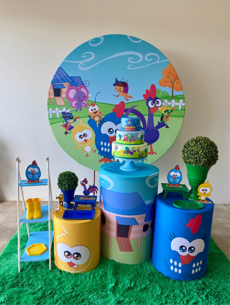 Galinha Pintadinha Mini  - maedecorapegueemonte