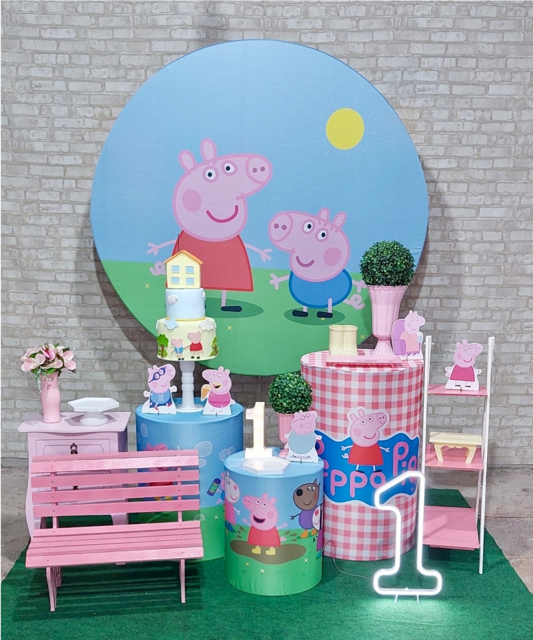 Peppa Pig Menina G - maedecorapegueemonte