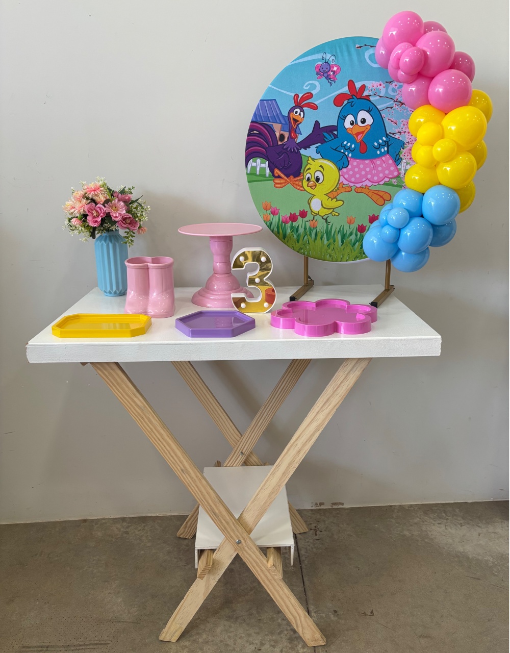 Mini Kit Galinha Pintadinha - maedecorapegueemonte