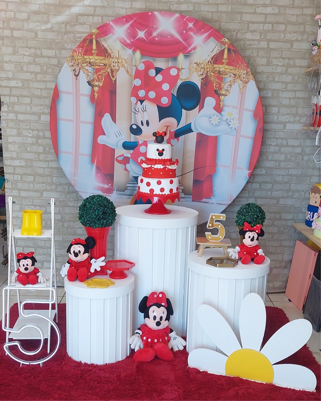 Minnie Vermelha Com Cilindros Ripados  - maedecorapegueemonte