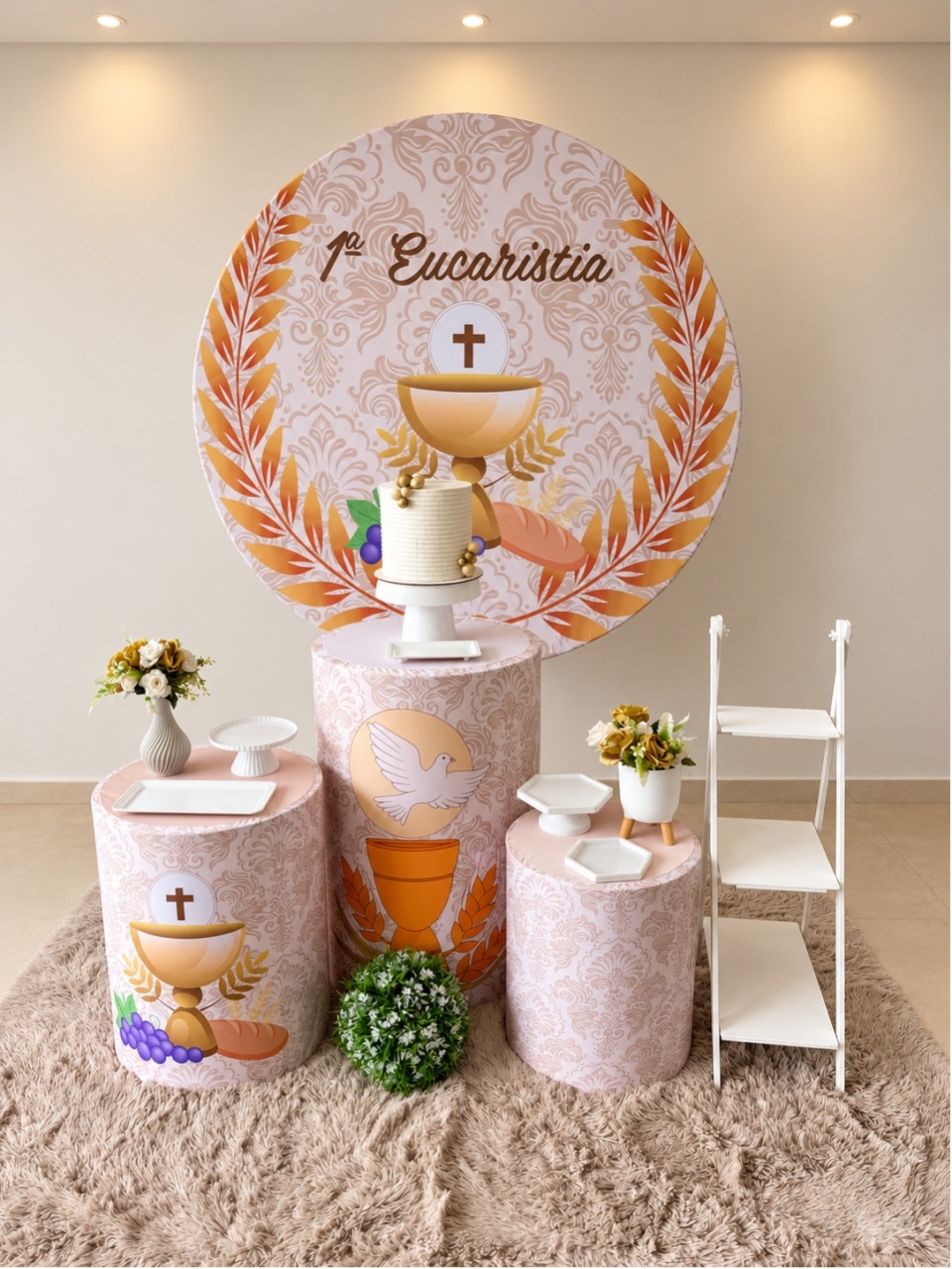 Primeira Eucaristia 🍇🥖 - maedecorapegueemonte