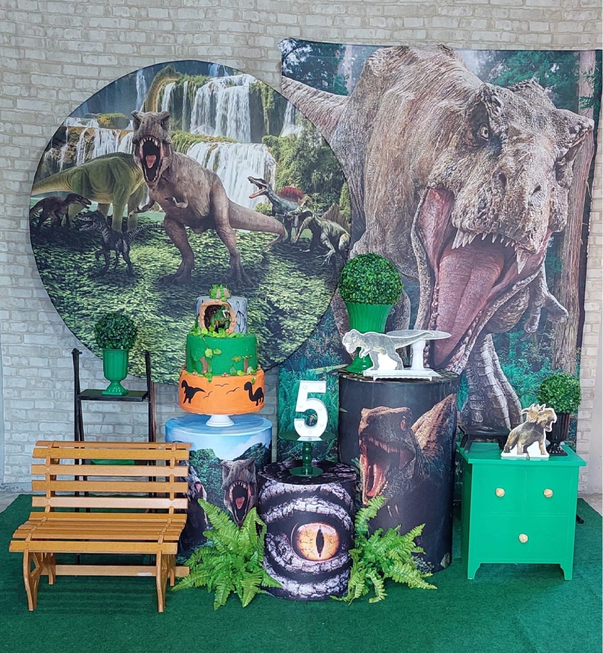 Dinossauro 🦕 G - maedecorapegueemonte