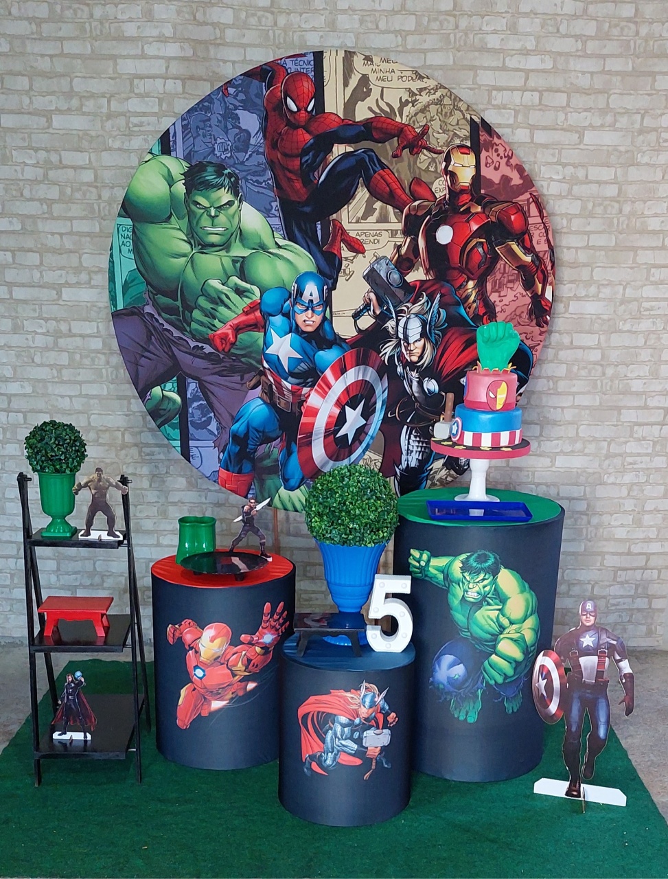 Vingadores  - maedecorapegueemonte