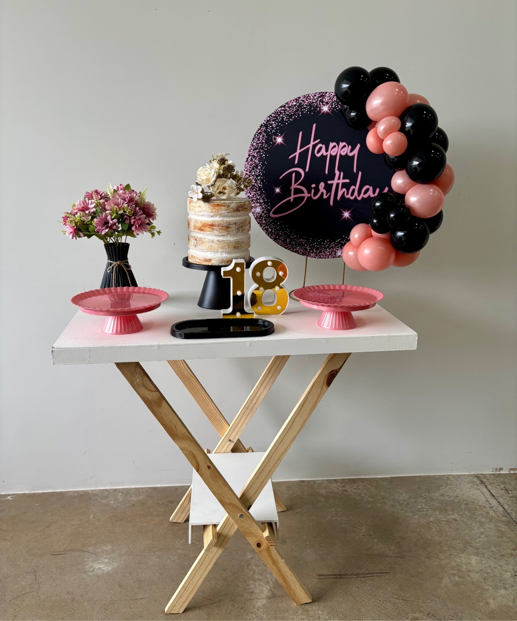 Mini Kit Happy Birthday Rosê Com Preto  - maedecorapegueemonte