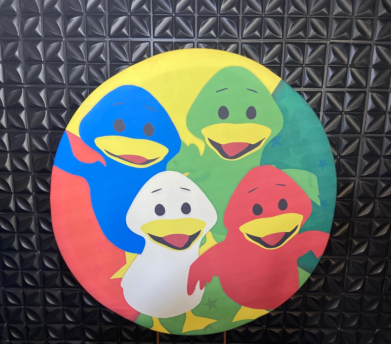 Painel Patinho Colorido  - MN Decorações 