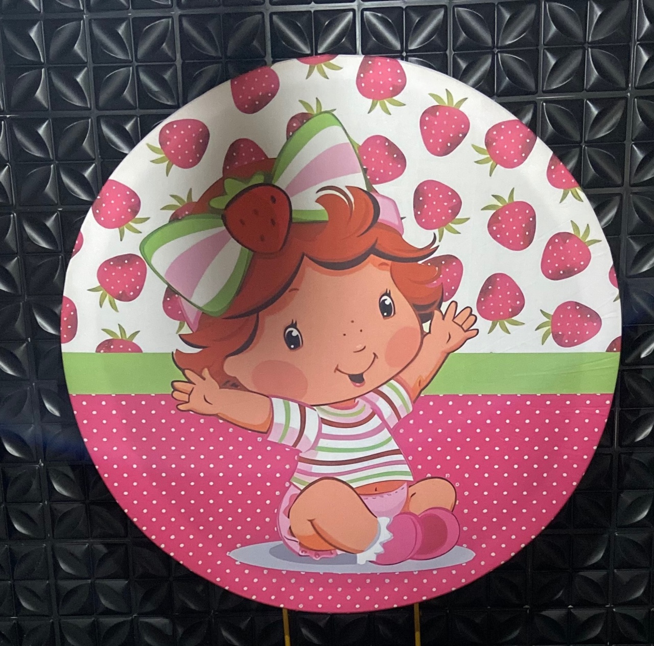 Painel Moranguinho  - MN Decorações 