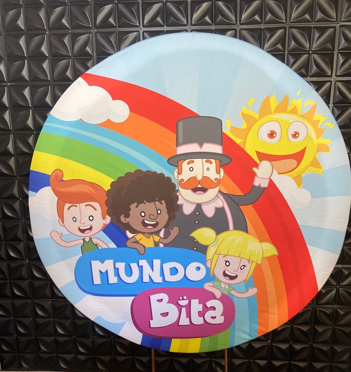 Painel Mundo Bita - MN Decorações 