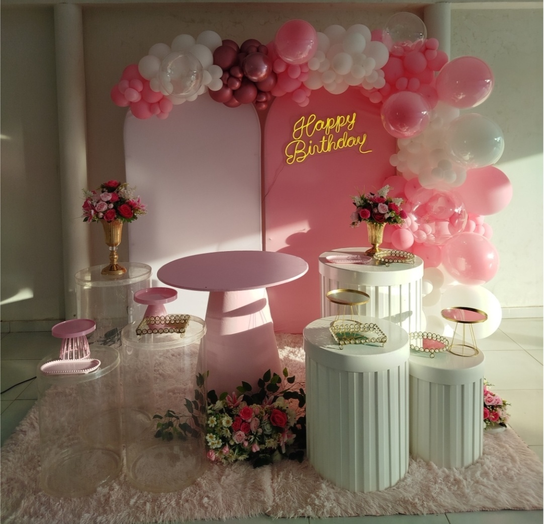 Composição Rosa Com Balões - Cantinho da Lene , pegue e monte sua festa!
