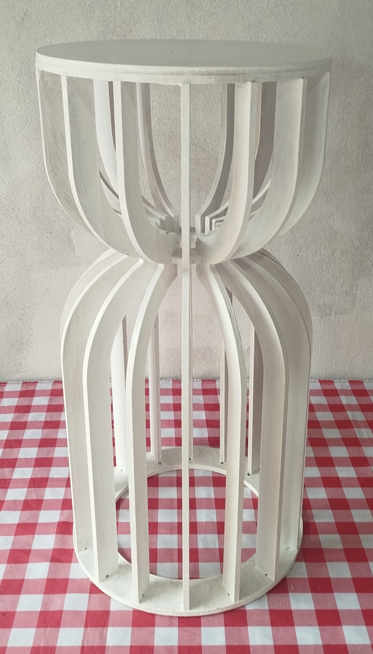 Mesa Ampulheta P - Cantinho da Lene , pegue e monte sua festa!