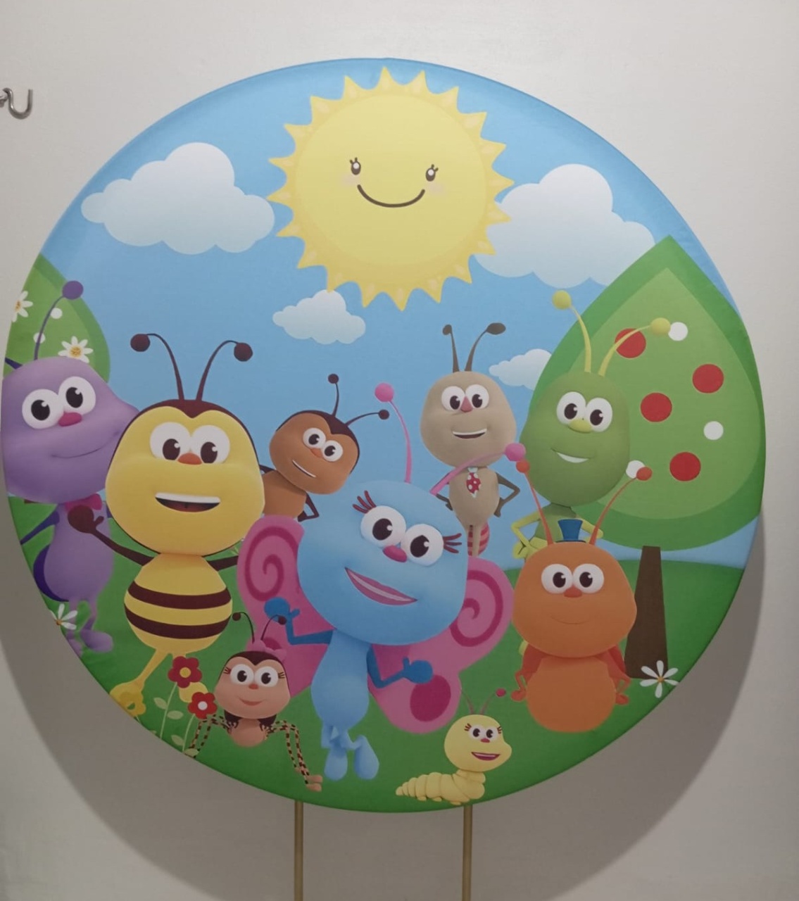 Painel Redondo Reino Infantil  - Cantinho da Lene , pegue e monte sua festa!