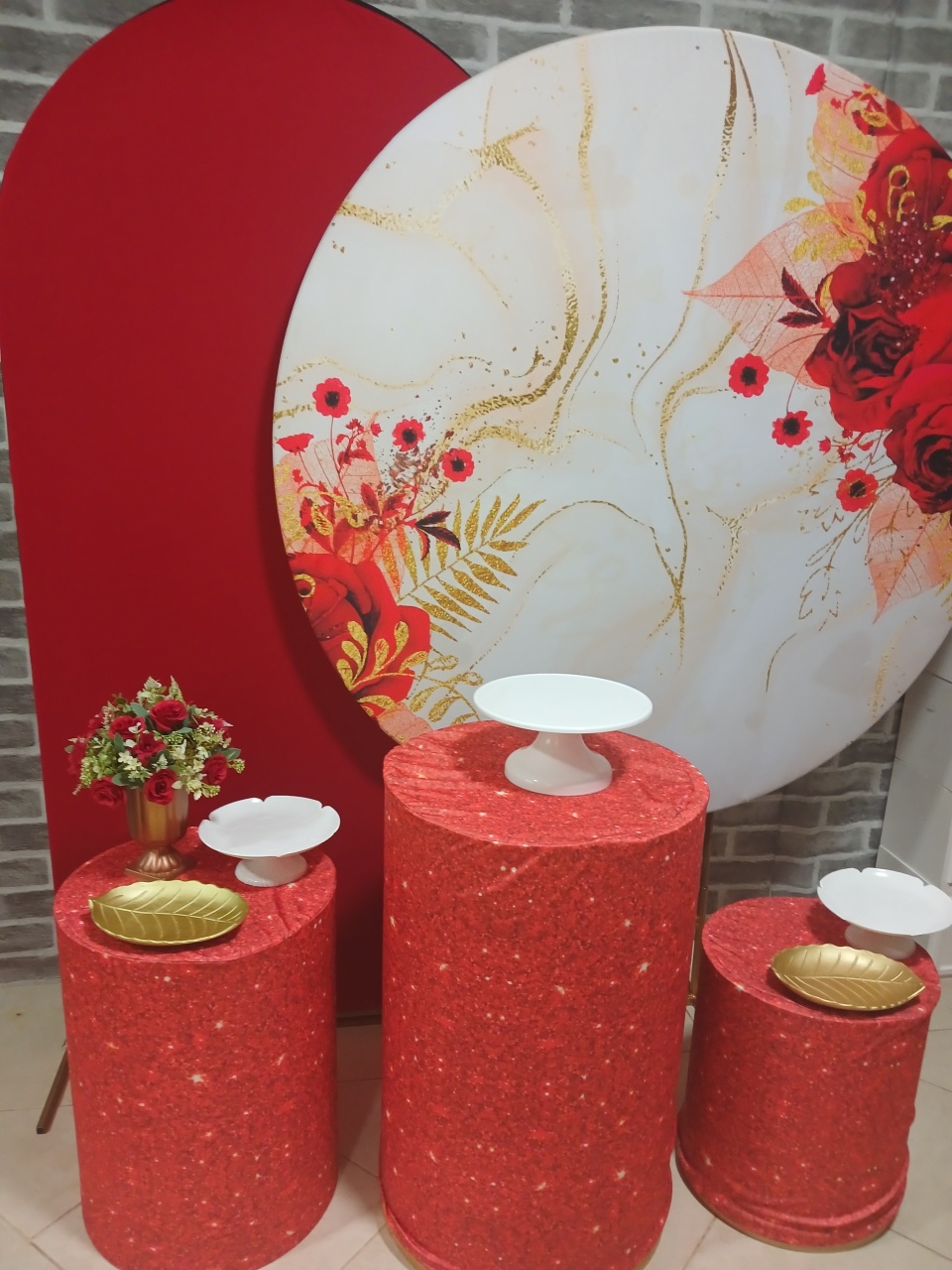 Floral Vermelho + Romano - MadriPegueMonte