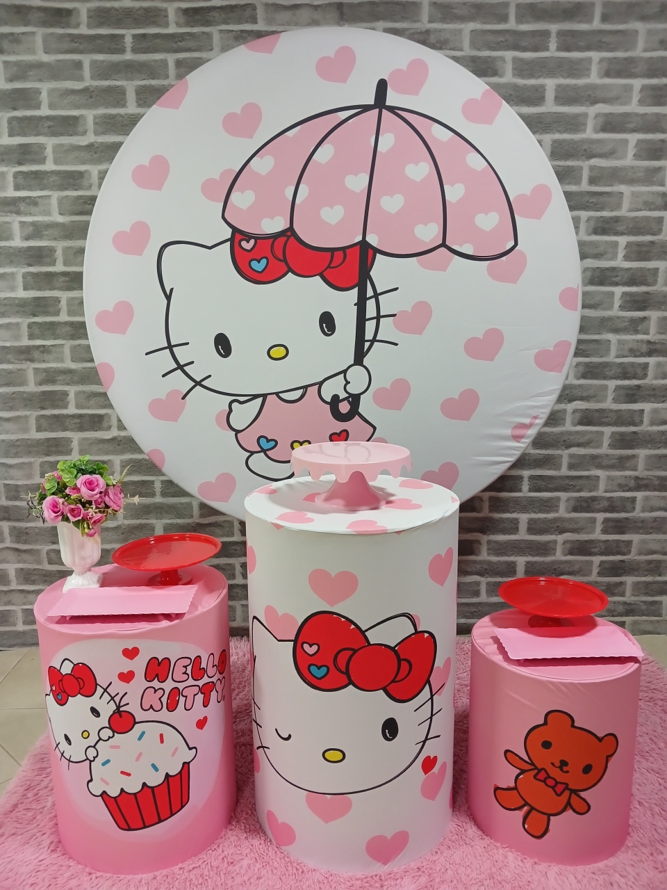 Hello Kitty - MadriPegueMonte