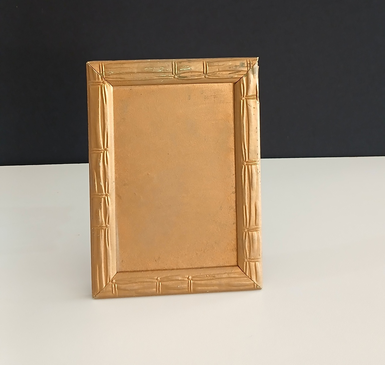 Moldura de Quadro - Mariah locação