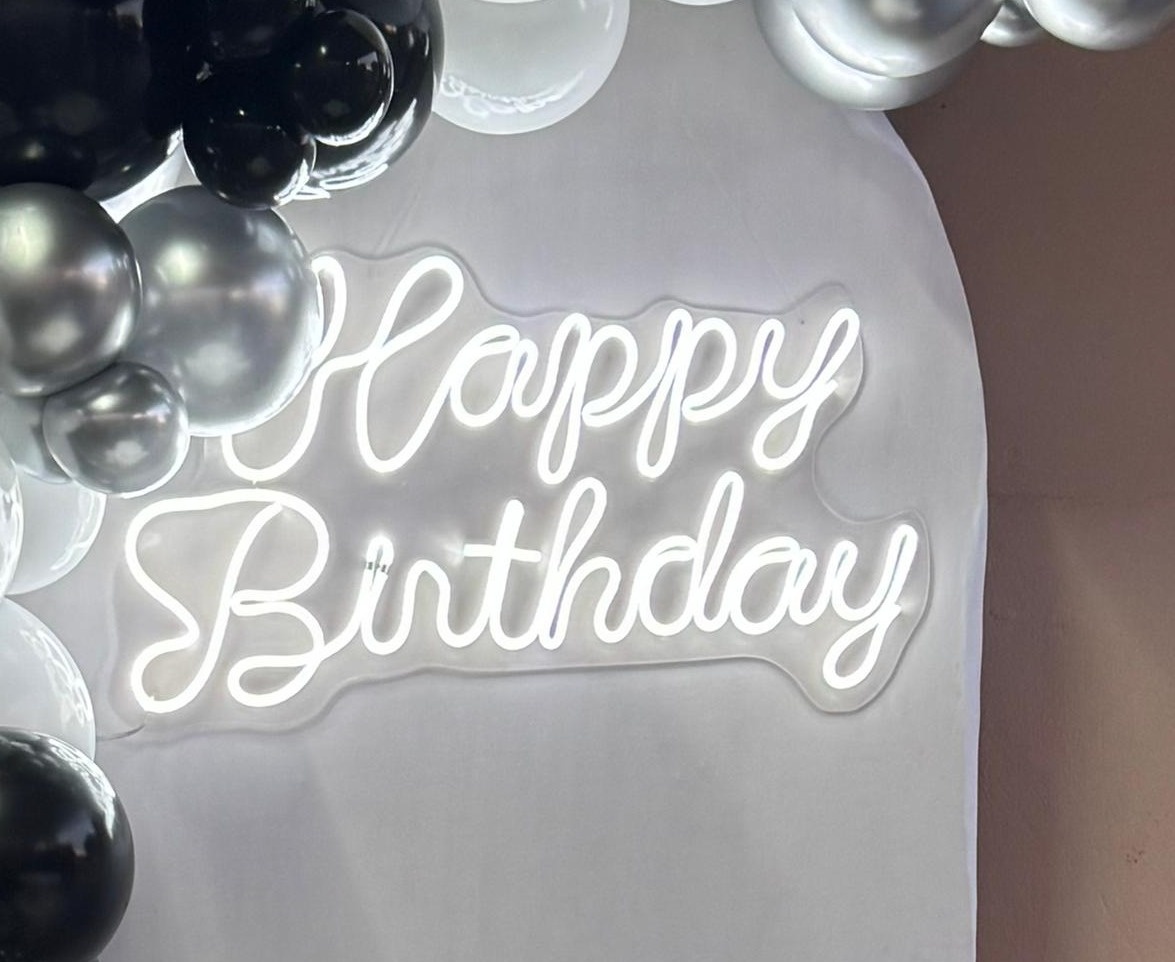 Led Happy Birthday - Mariah locação