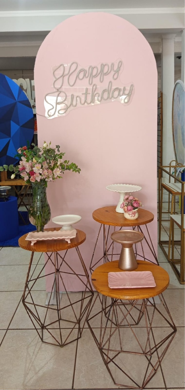 Feminino Painel Romano  - Mariah locação