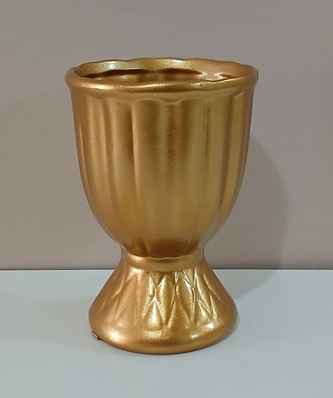 Vaso Dourado P - Mariah locação