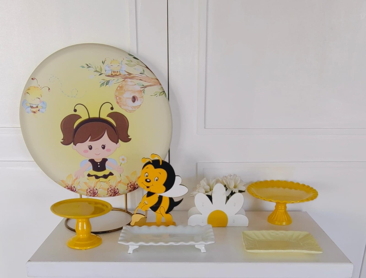 Mini Kit P/ Mesa Abelhinha - Mariah locação