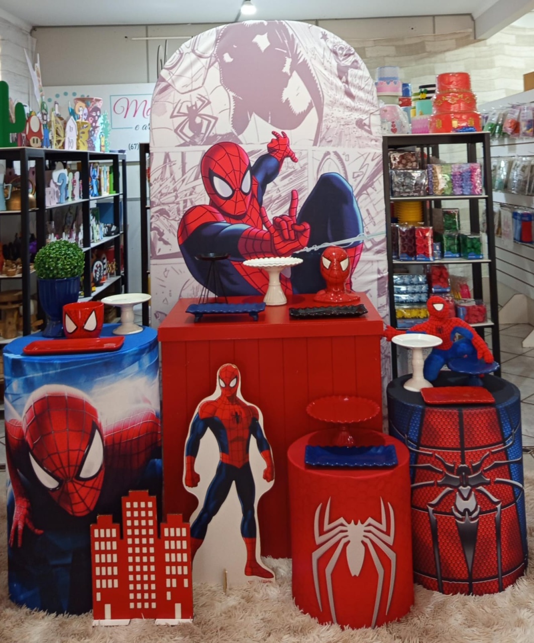 Kit Homen Aranha Romano 2 - Mariah locação