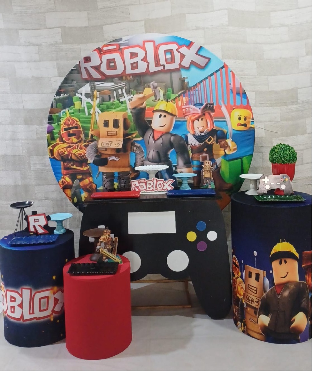 Kit Roblox   - Mariah locação