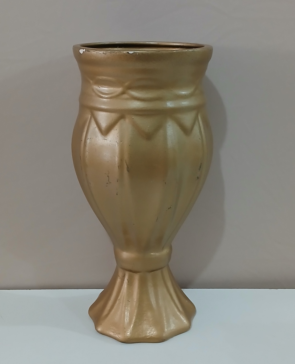 Vaso Dourado Médio  - Mariah locação
