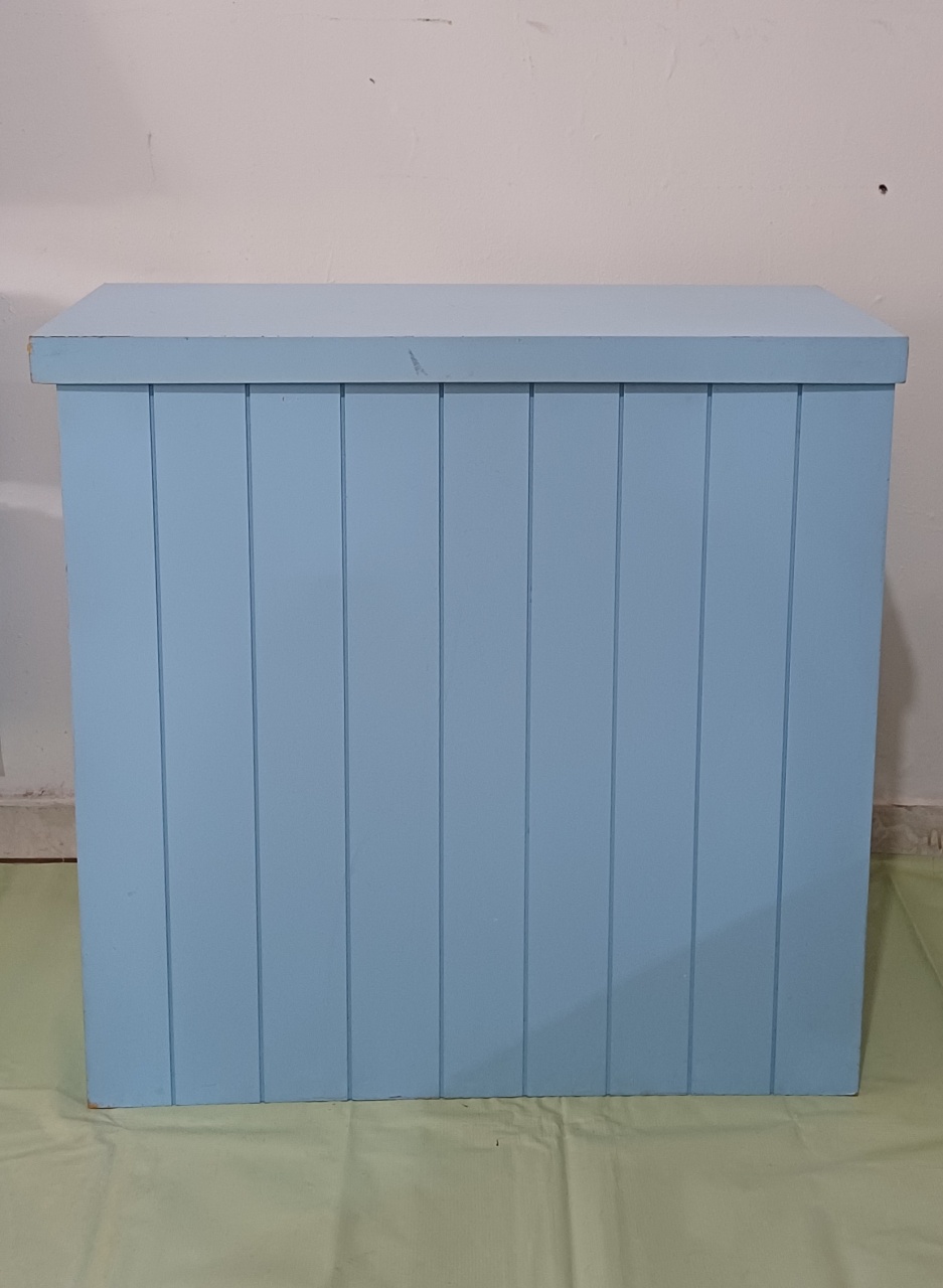 Mesa Bonserie Frisada Azul Claro - Baixa - Mariah locação