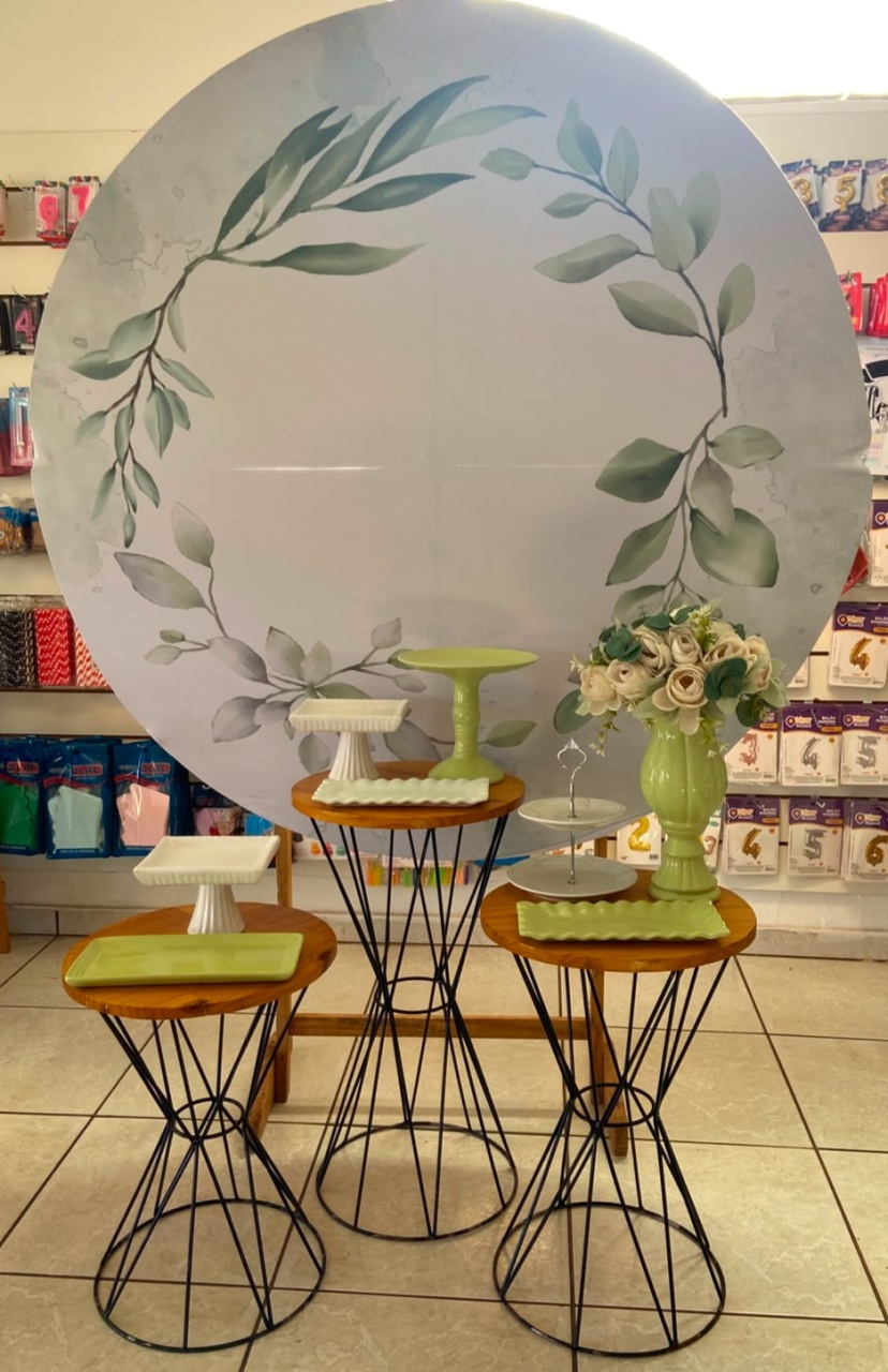 Kit Floral Verde Com Banquetas - Mariah locação