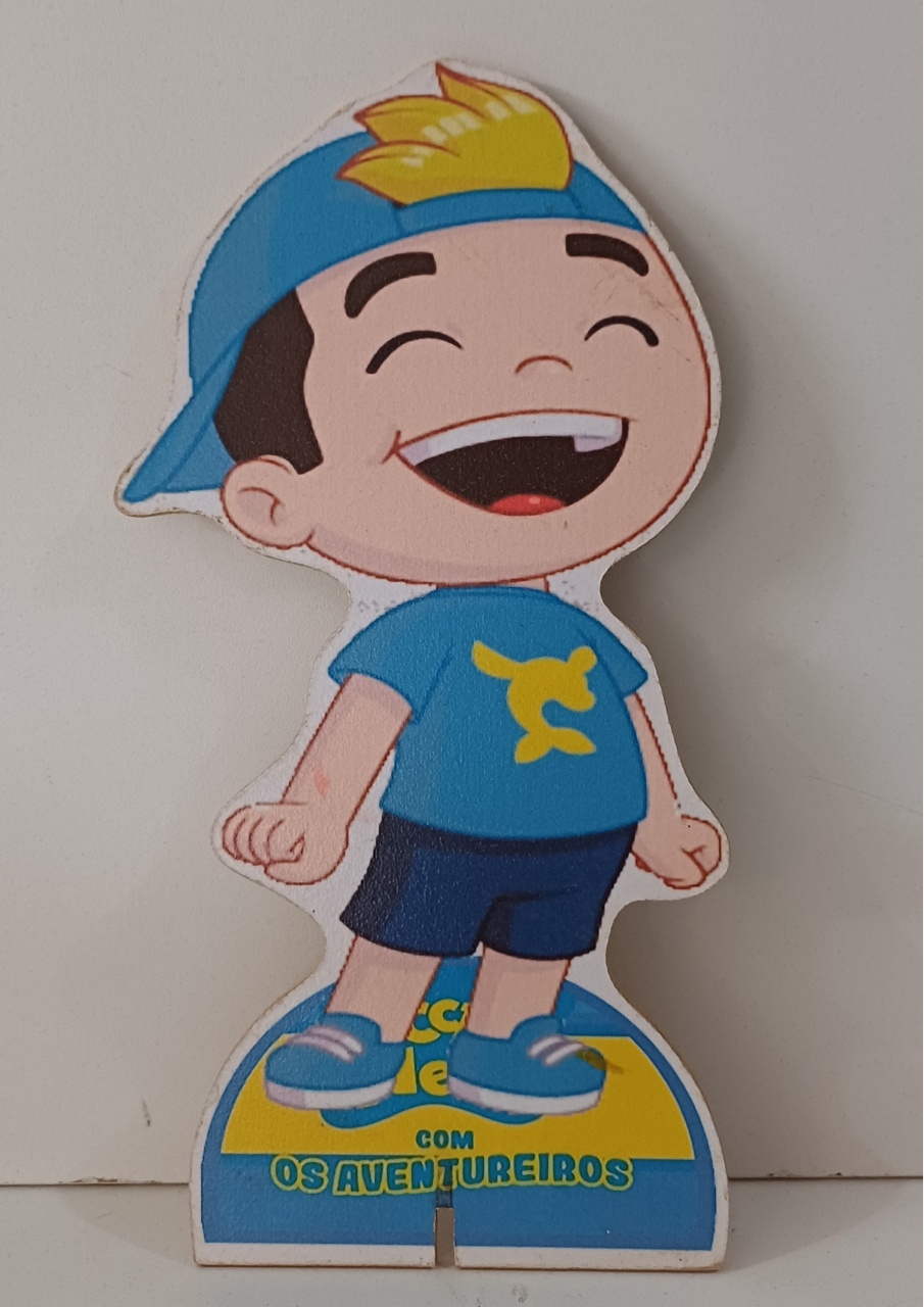 Display de Mesa Luccas Neto - Mariah locação