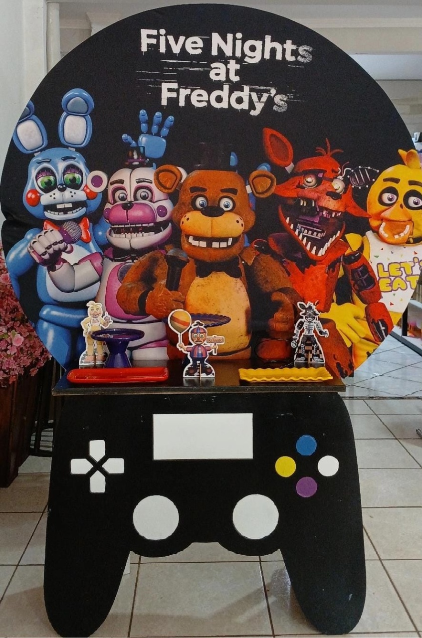 Kit Five Nights At Freddy's Mesa Vídeo Game  - Mariah locação