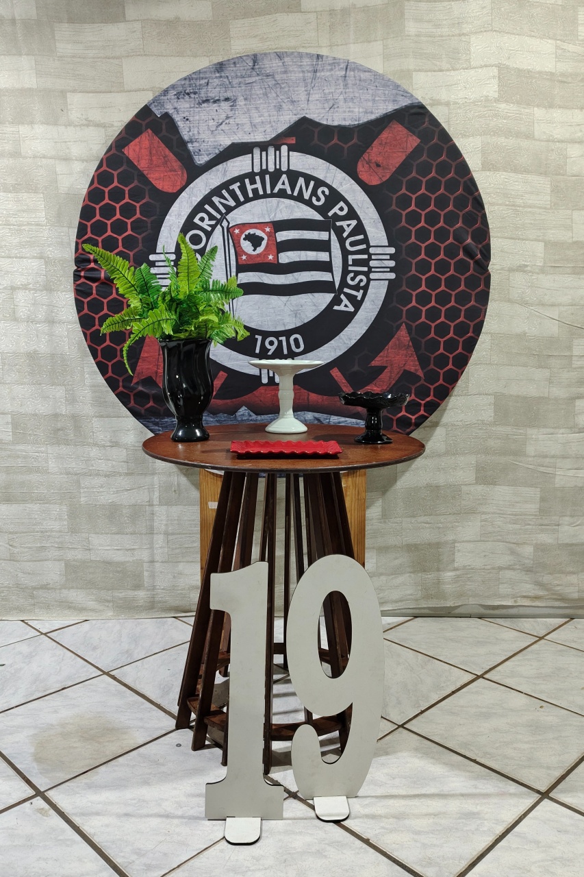 Futebol /Mesa Rustica    Corinthians   - Mariah locação