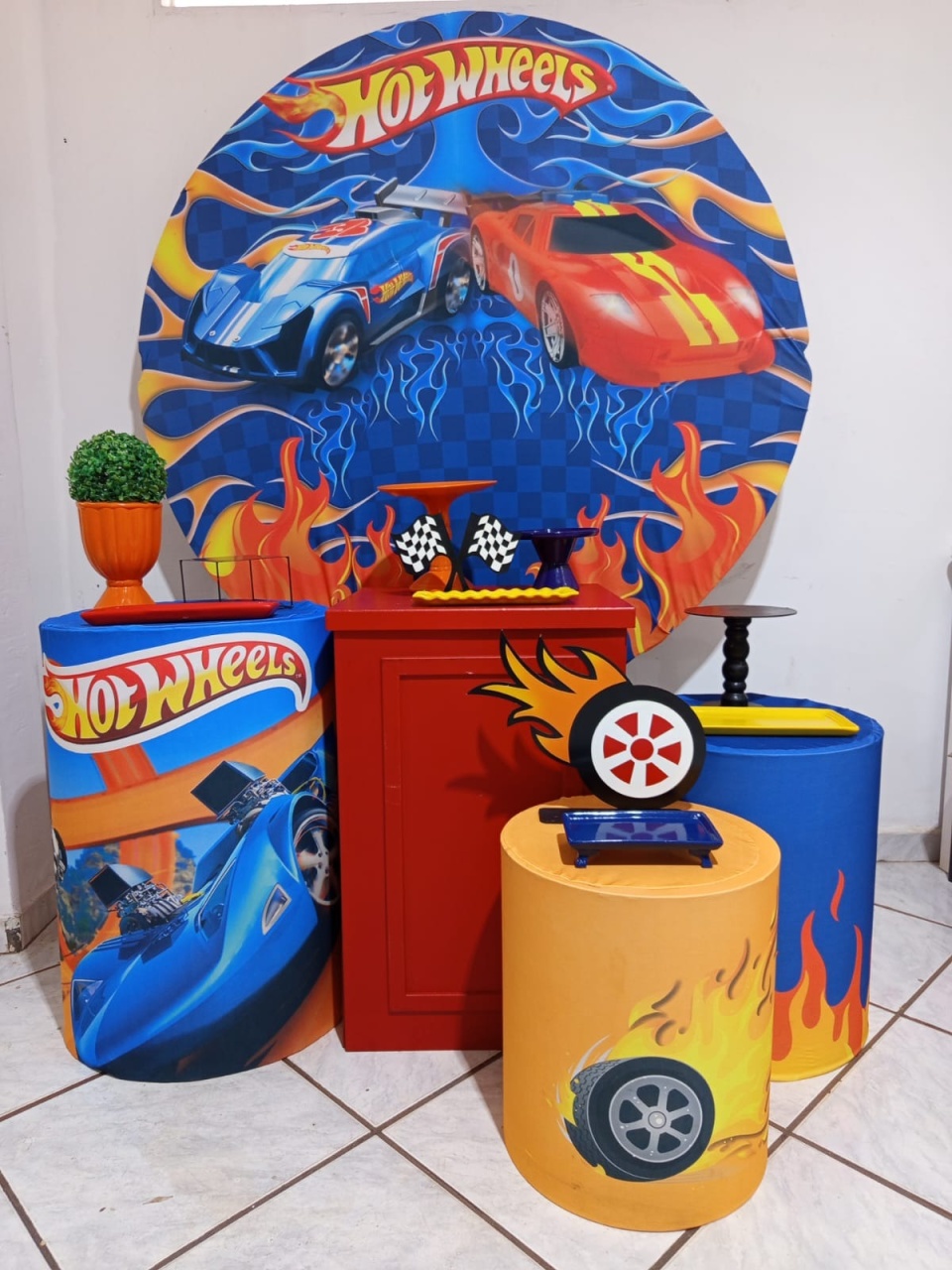  Kit Hotwheels 2 - Mariah locação