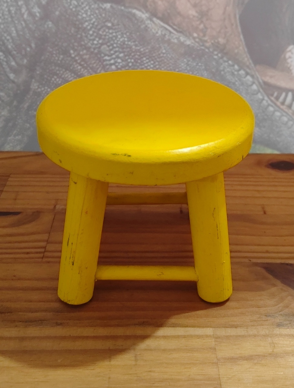 Banquinho Doceira Amarelo  - Mariah locação