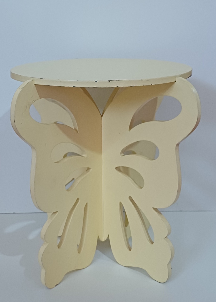 Boleira de Borboleta Amarelo Candy Mdf - Mariah locação