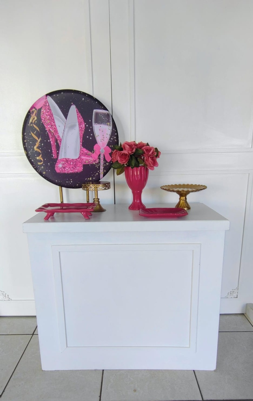 Mini Kit Com Mesa Feminino - Mariah locação