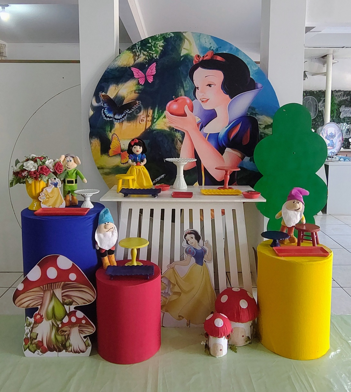 Branca de Neve Kit 2 - Mariah locação