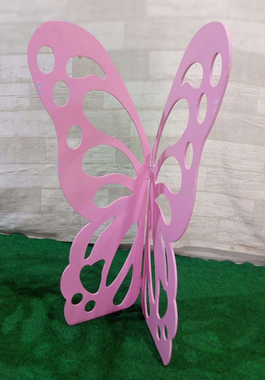Borboleta Rosa de Chão - Mariah locação