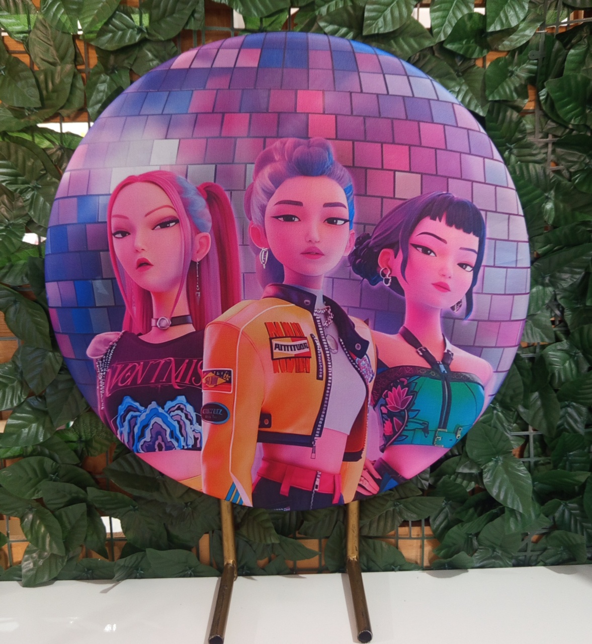 Tecido Painel Guerreiras K-Pop 50×50 - Mariah locação