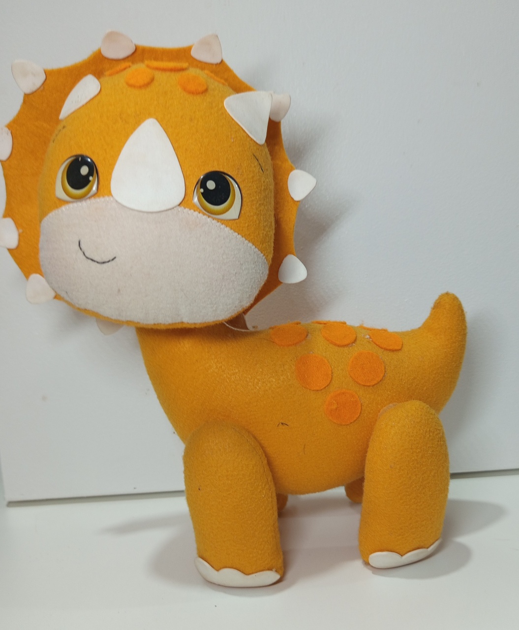 Feltro Dino Baby Laranja  - Mariah locação