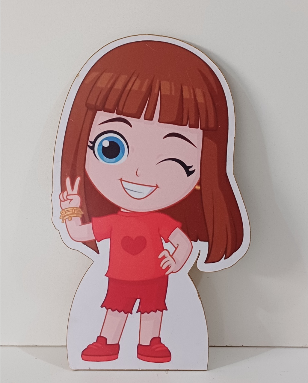 Display de Mesa Gi Luccas Neto 2 - Mariah locação