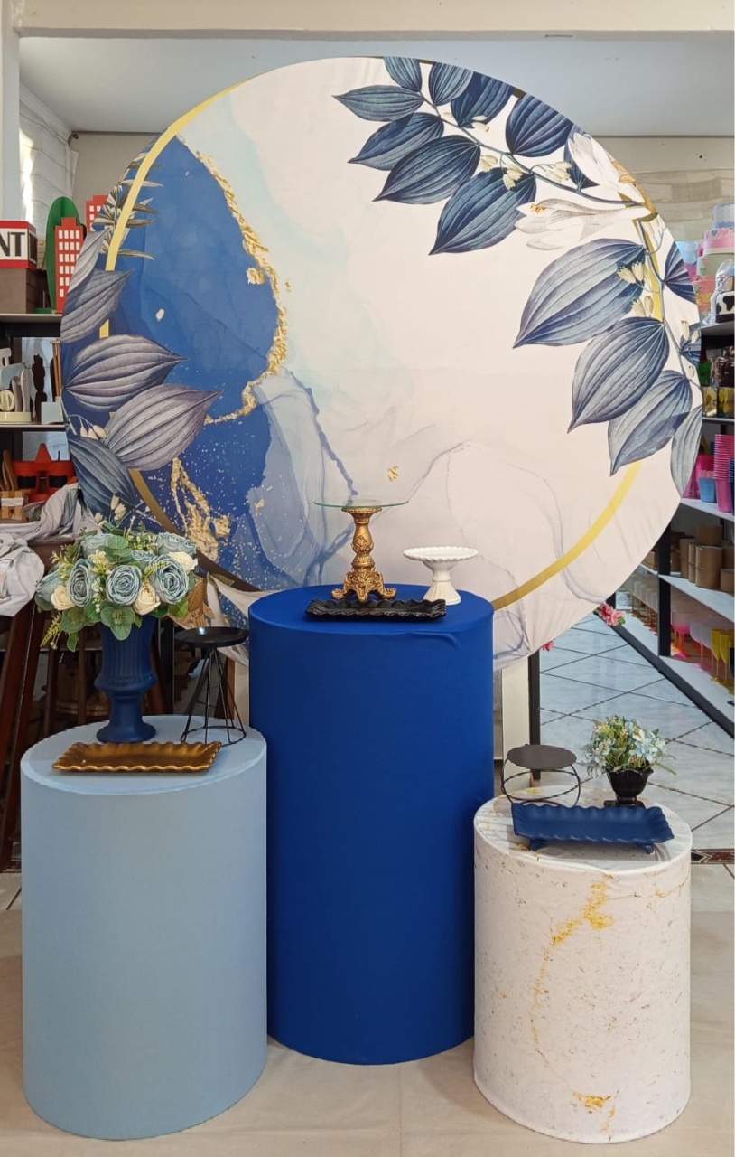 Kit Floral Azul Trio de Cilindros  - Mariah locação
